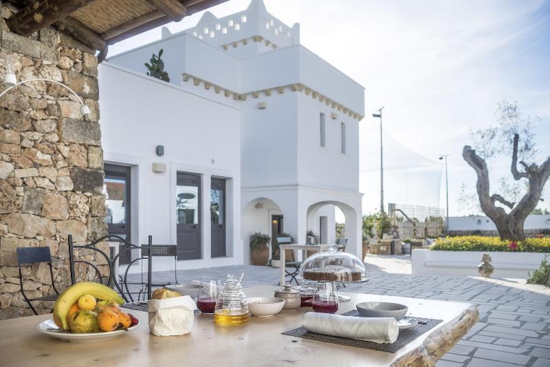 Masseria Le Mandorle Ugento Kültér fotó